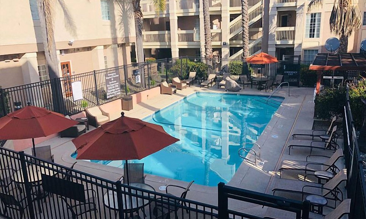 San Bruno Hotel | Pleasant Stay! 2 Convenient Units, Pet-friendly, Free Breakfast, Outdoor Pool!