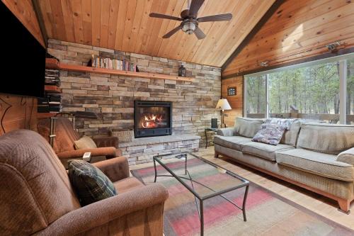 Overlook Park House | Pole House 10 cabin