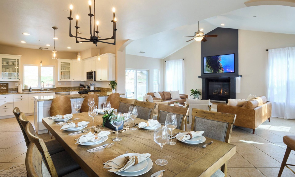 Templeton House | Pool, Hot Tub, Bar, GameRoom & Gym-Wine Country Oasis near Paso, Fair, WaterPark
