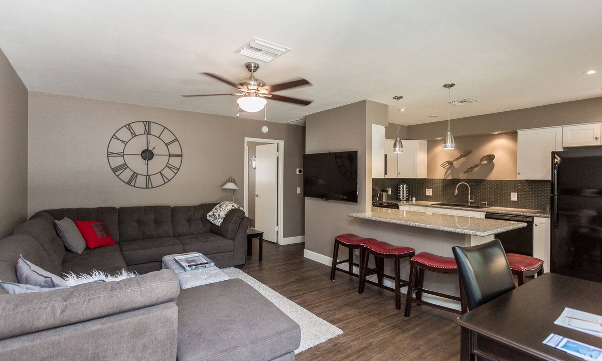 Prescott Condo | PRESCOTT GETAWAY, HISTORIC DOWNTOWN PRESCOTT