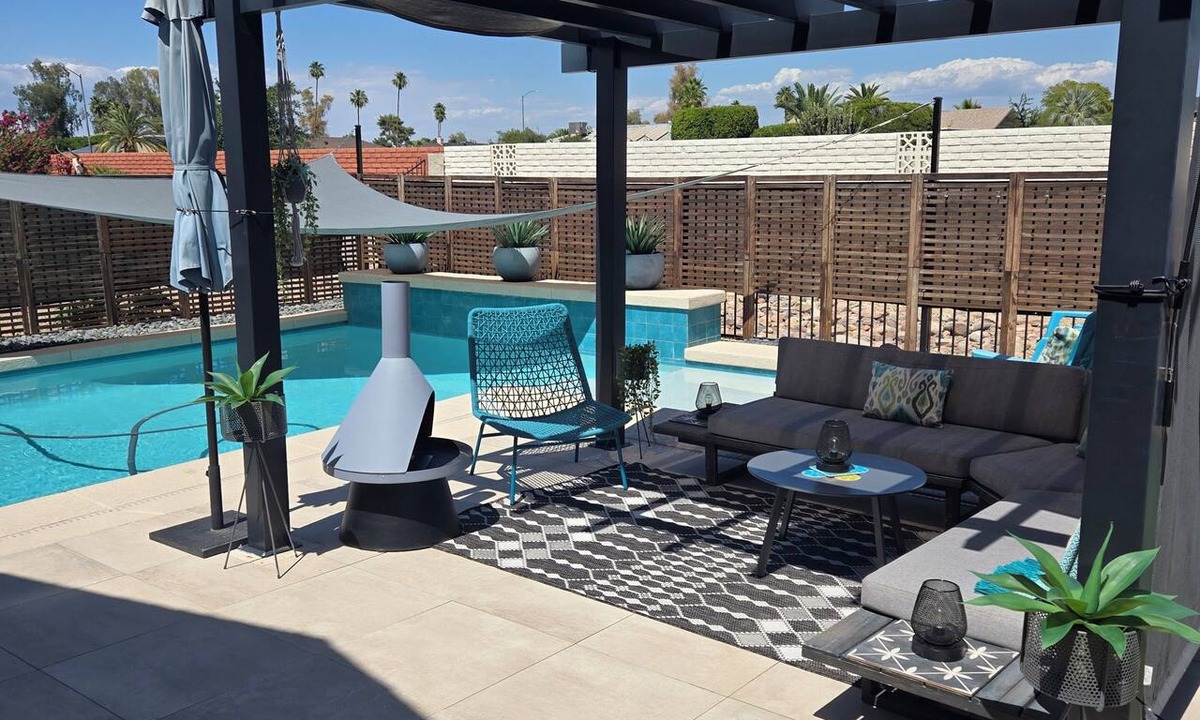 Sun City West Apartment | Private beautiful modern 400 sq ft studio located in a quiet neighborhood in SCW