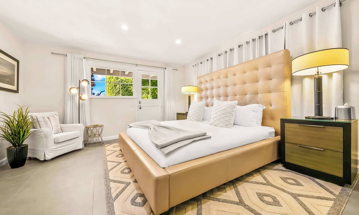 Village of La Jolla House | Private Garden 1BR , Heart of La Jolla Village
