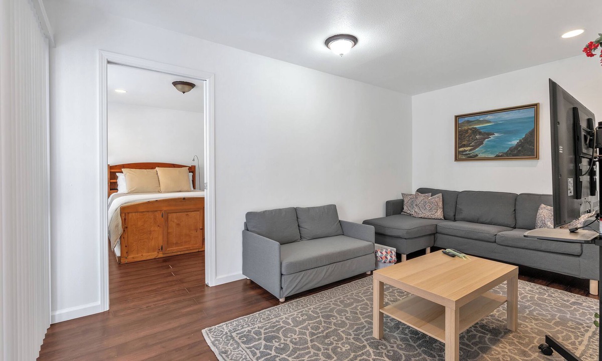 May Valley House | Private & Quiet Guesthouse Near SF & Wine Country