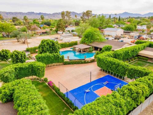 South Mountain House | Private Urban-Oasis w Resort Pool