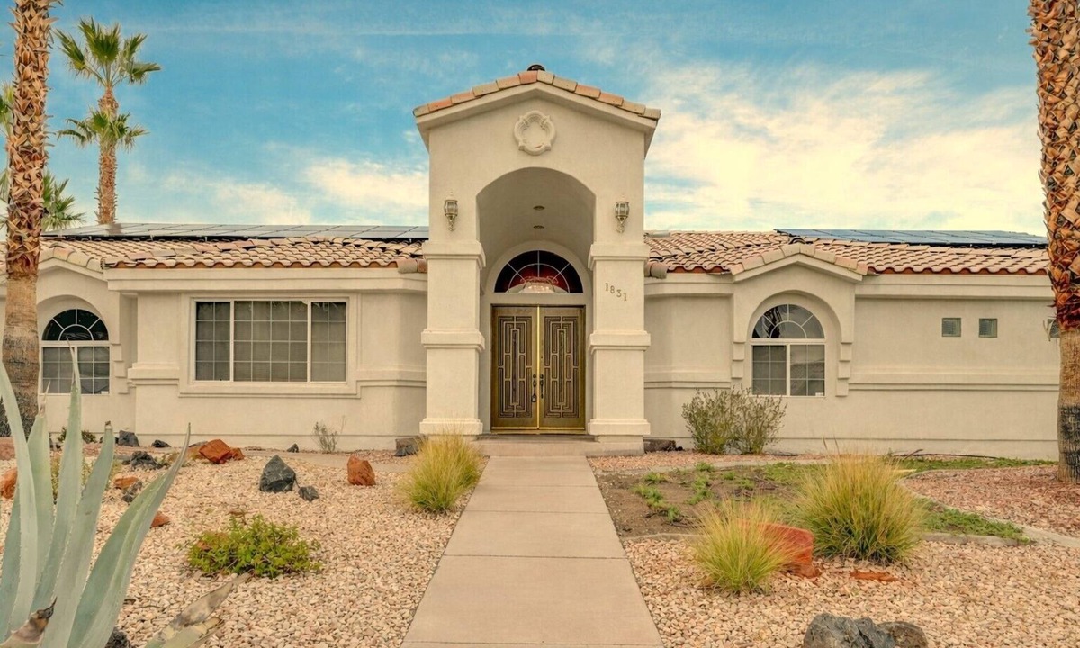 Canyon Gate House | Quiet 4BR Home w/Pool Near Summerlin and Strip Central to Everything