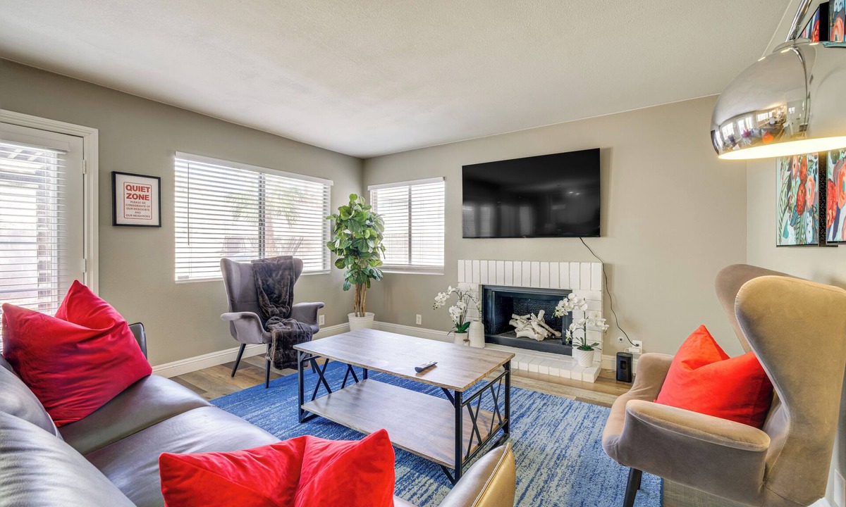 Green Valley North House | Quiet Henderson Retreat: Extended Stays & Gazebo!