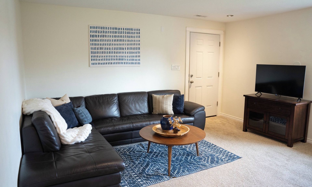 Eugene House | Quiet Pet-Friendly Home Near Autzen