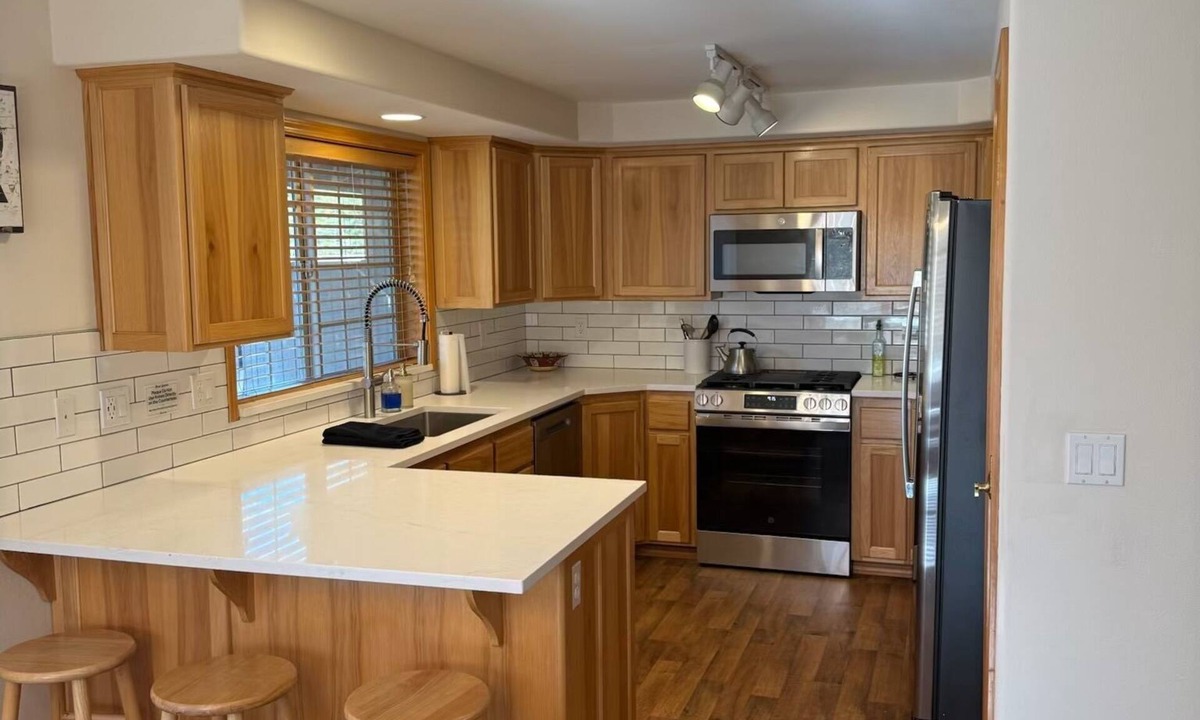 Deer Park House | Rainier #7/Sunriver OR - AC and 8 SHARC included