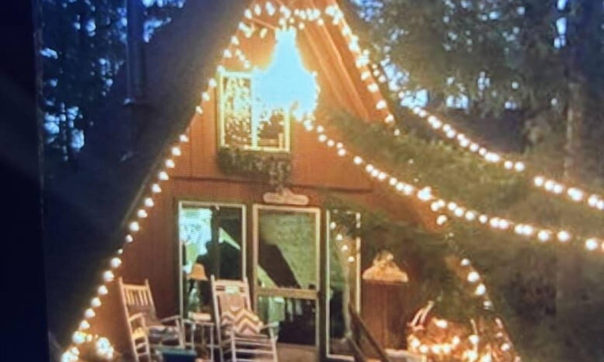 Heber Cabin | Raven Chalet | Magical A-Frame
