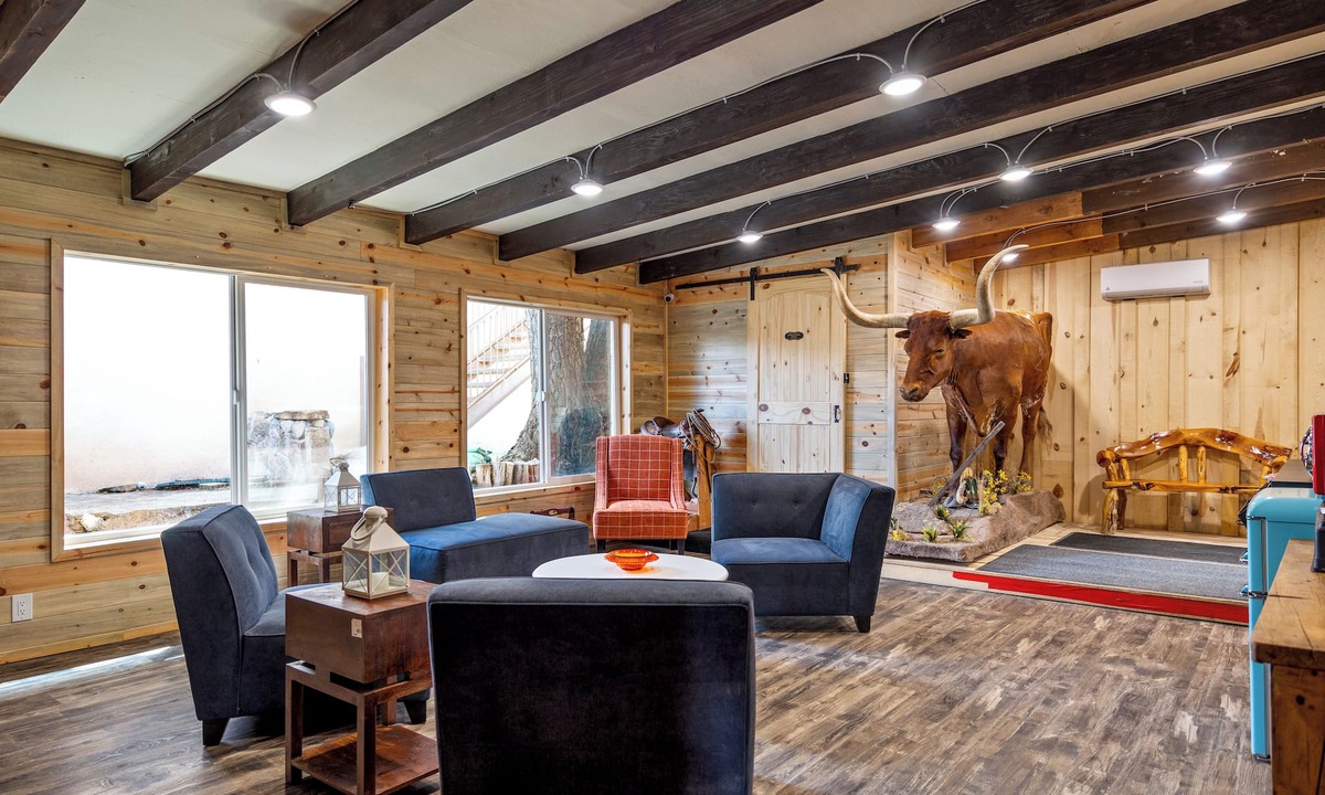 Springerville Hotel | Reed's Lodge