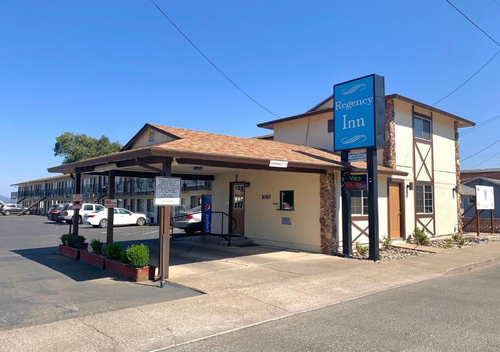 Lakeport Hotel | Regency Inn Lakeport