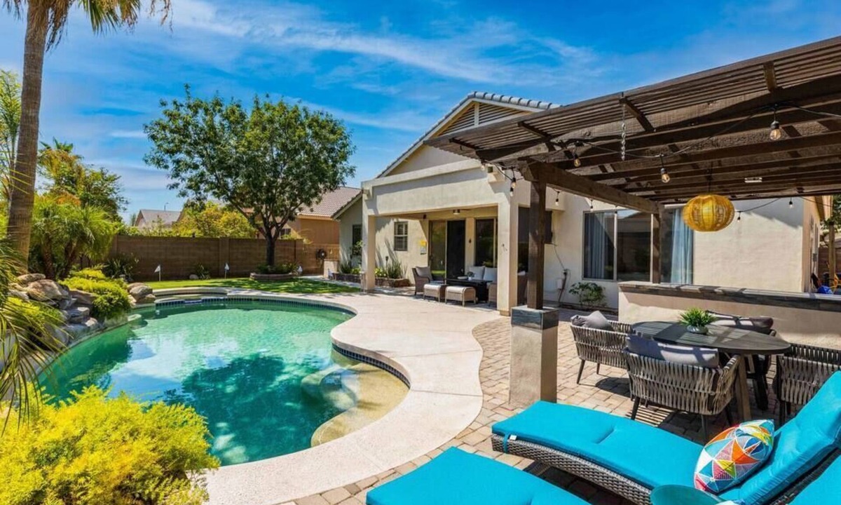 Fletcher Heights House | Relax in Paradise - 4 Bed + 2 Bath w/Gorgeous Heated Private Pool & Spa!