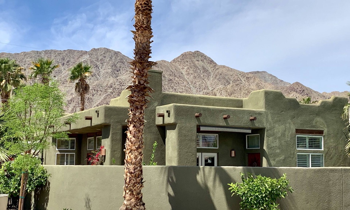 La Quinta Cove House | Relaxing Desert Oasis-Salt Water Pool & Jacuzzi/Mountain Views/#067735 3bd