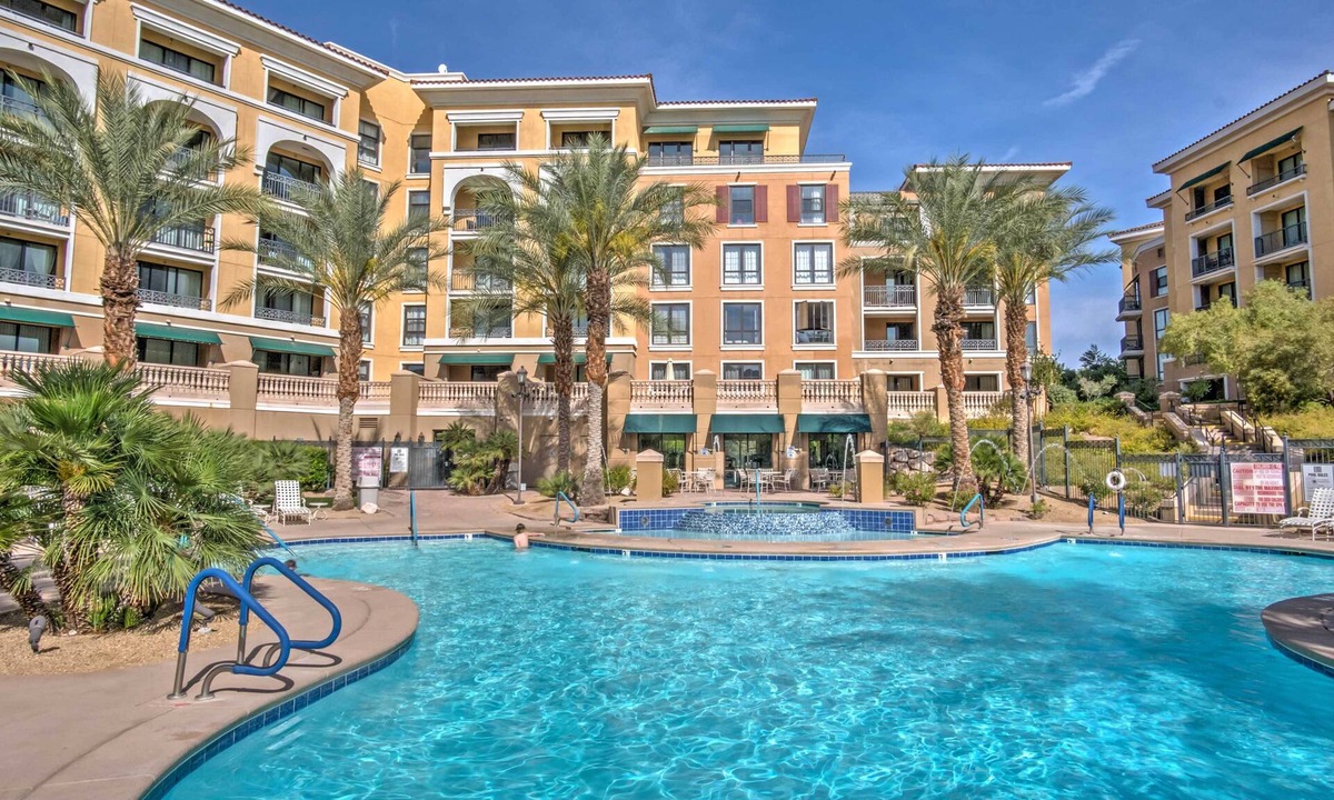 Lake Las Vegas Apartment | Renovated Henderson Studio: Balcony & Lake Access!