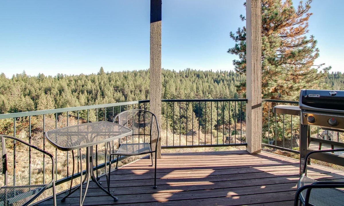 Southwest Bend Condo | River Ridge 313ab