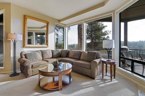 Century West House | River Ridge 330A - Meredith Lodging