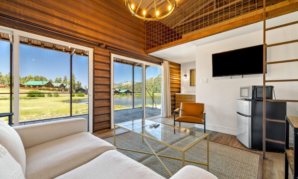 Greer Cabin | Riverside Suite Casita 3