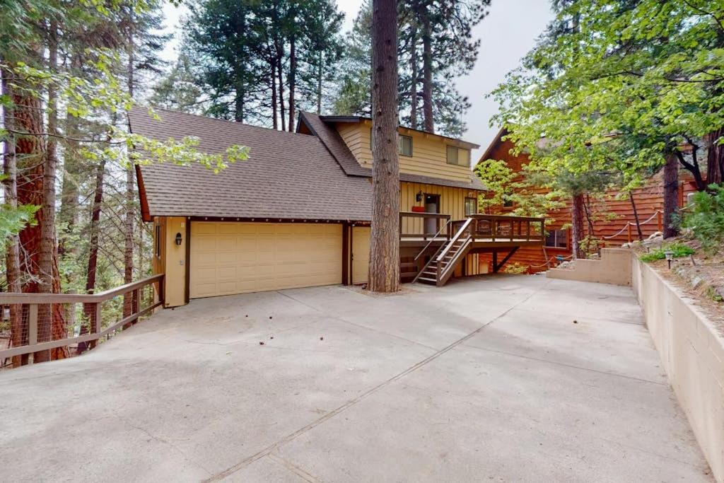 Blue Jay House | Rocky Pines
