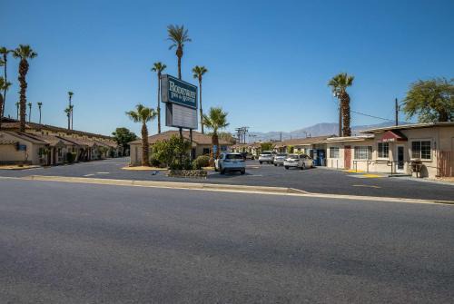 Indio Hotel | Rodeway Inn and Suites near Coachella
