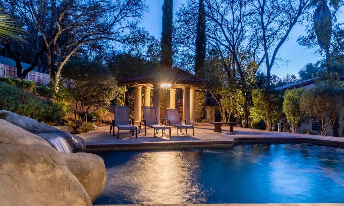 Atascadero House | San Antonio Estate-Expansive Wine Country Villa with Pool, Spa and Office!
