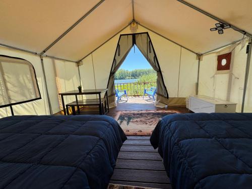Klamath Other | Sapphire Glamping tent - tent site #8