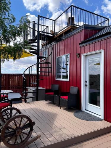 Apple Valley House | Scenic Desert-Modern Tiny Home with Private Hot Tub Near Zion National Park in Apple Valley, Utah