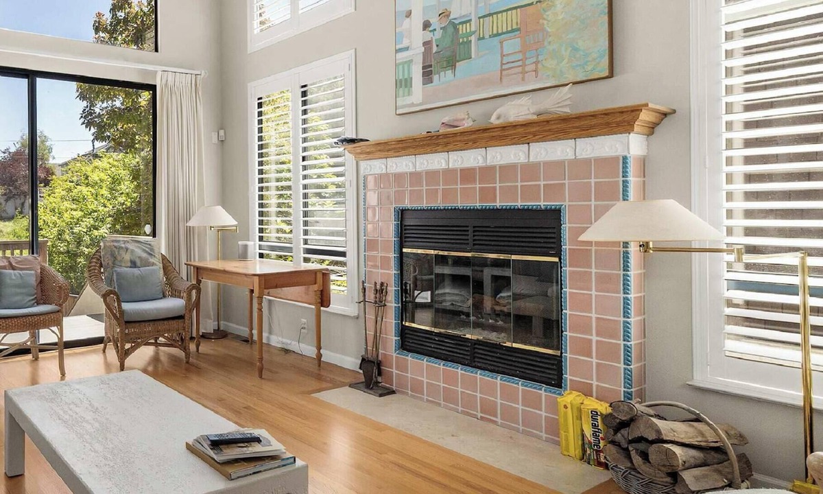 Seabright Apartment | Seabright Sails steps to Seabright Beach!