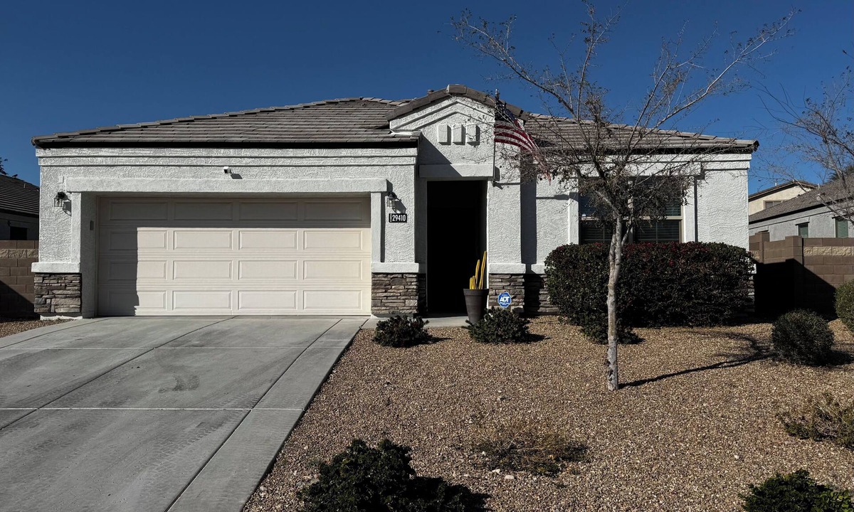 Tartesso House | Serene 4-bedroom 3 full bath home in lovely Community of Tartesso Buckeye AZ