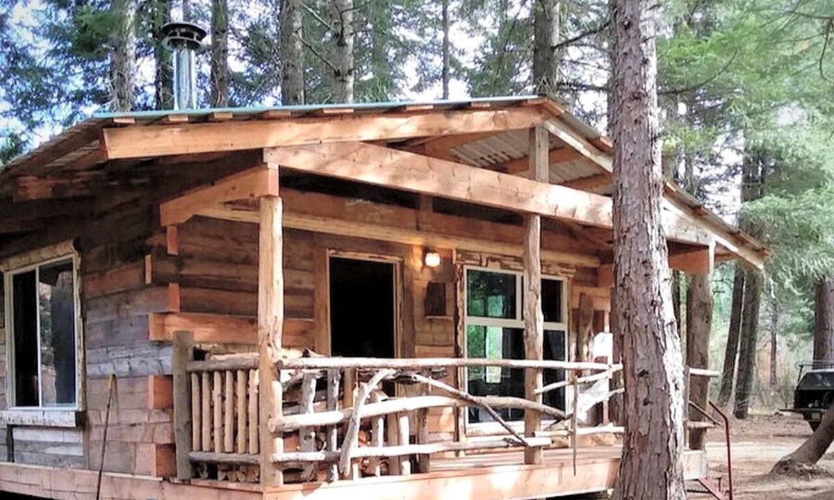 Nevada City Cabin | Serene Cabin Getaway with a Charcoal BBQ near Tahoe National Forest, California