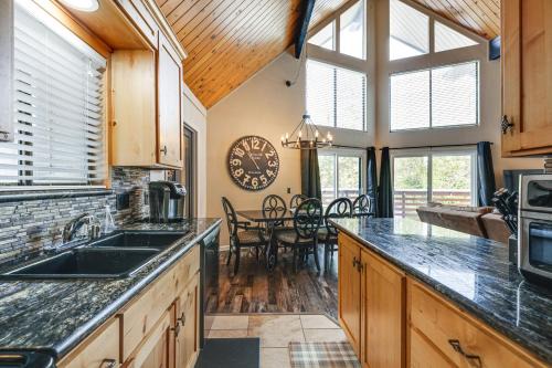 Forest Meadows House | Serene Cabin Retreat Between Murphys & Arnold
