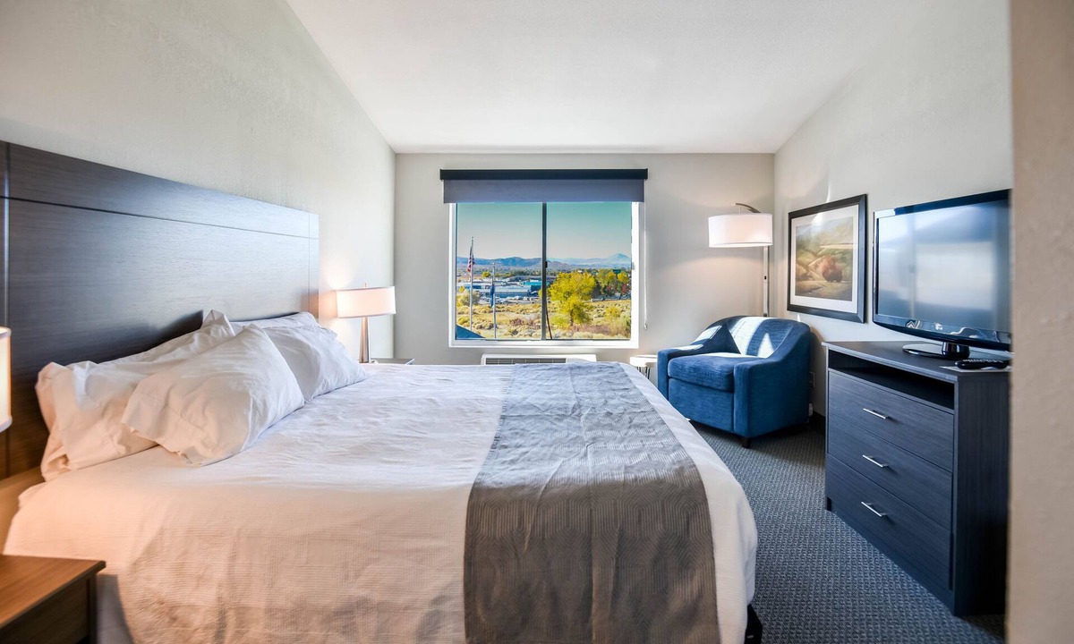 Elko Hotel | Shutters Hotel
