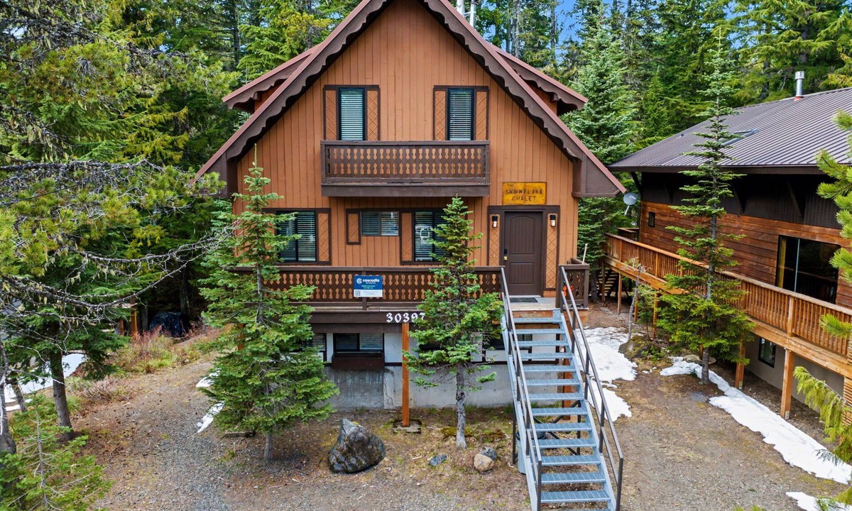 Government Camp House | Snowflake Chalet -Govy Chalet Steps to Glade Trail