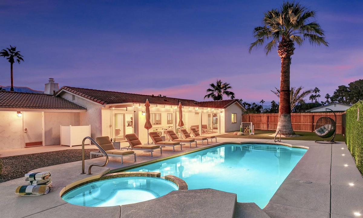Sunrise Vista Chino House | Sol Dorado: Pool, Spa, Fire Pit, Built-n BBQ!