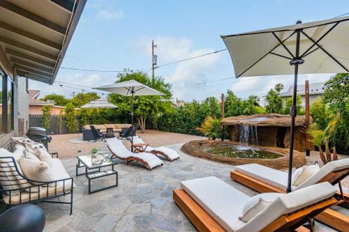 Park Scottsdale Four House | SolaNova Designer Oasis with Cocktail Pool & Theater