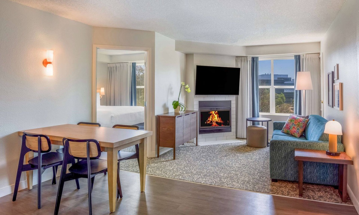 Oyster Point Hotel | Sonesta ES Suites San Francisco Airport Oyster Point Waterfront