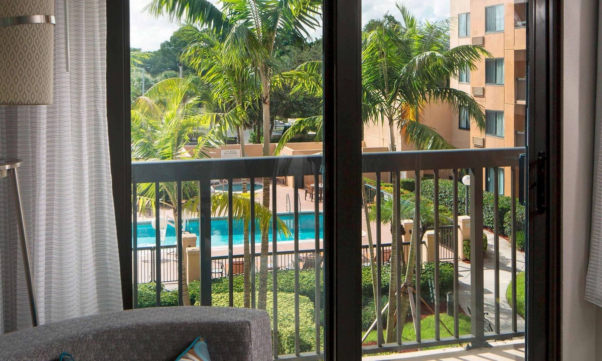 Boca Raton Hotel | Sonesta Select Boca Raton Town Center