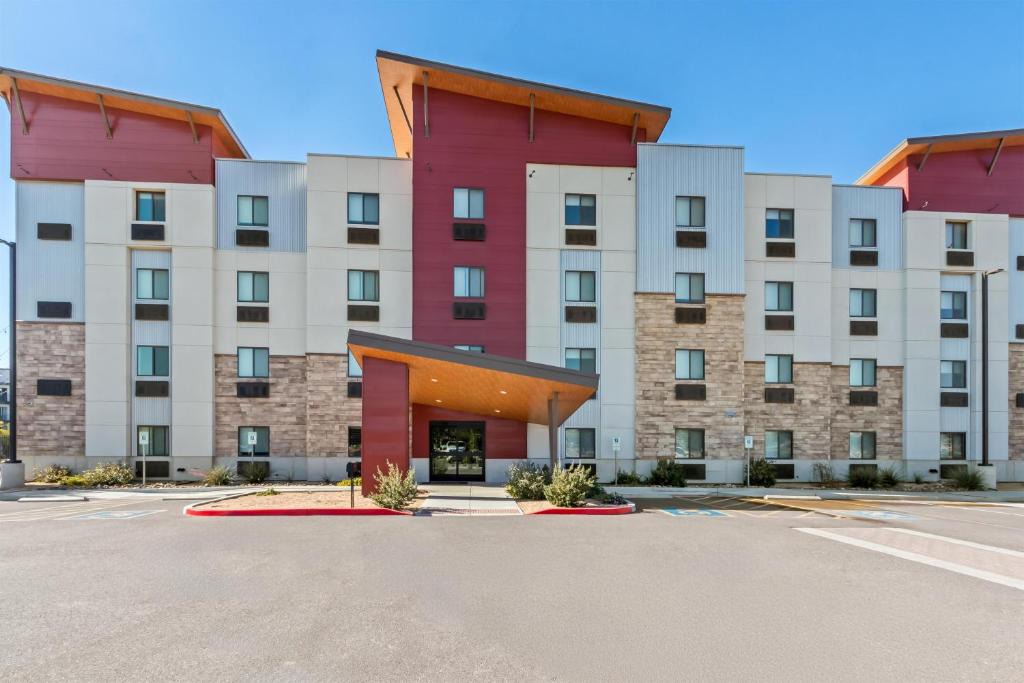 Avondale Hotel | Sonesta Simply Suites Avondale