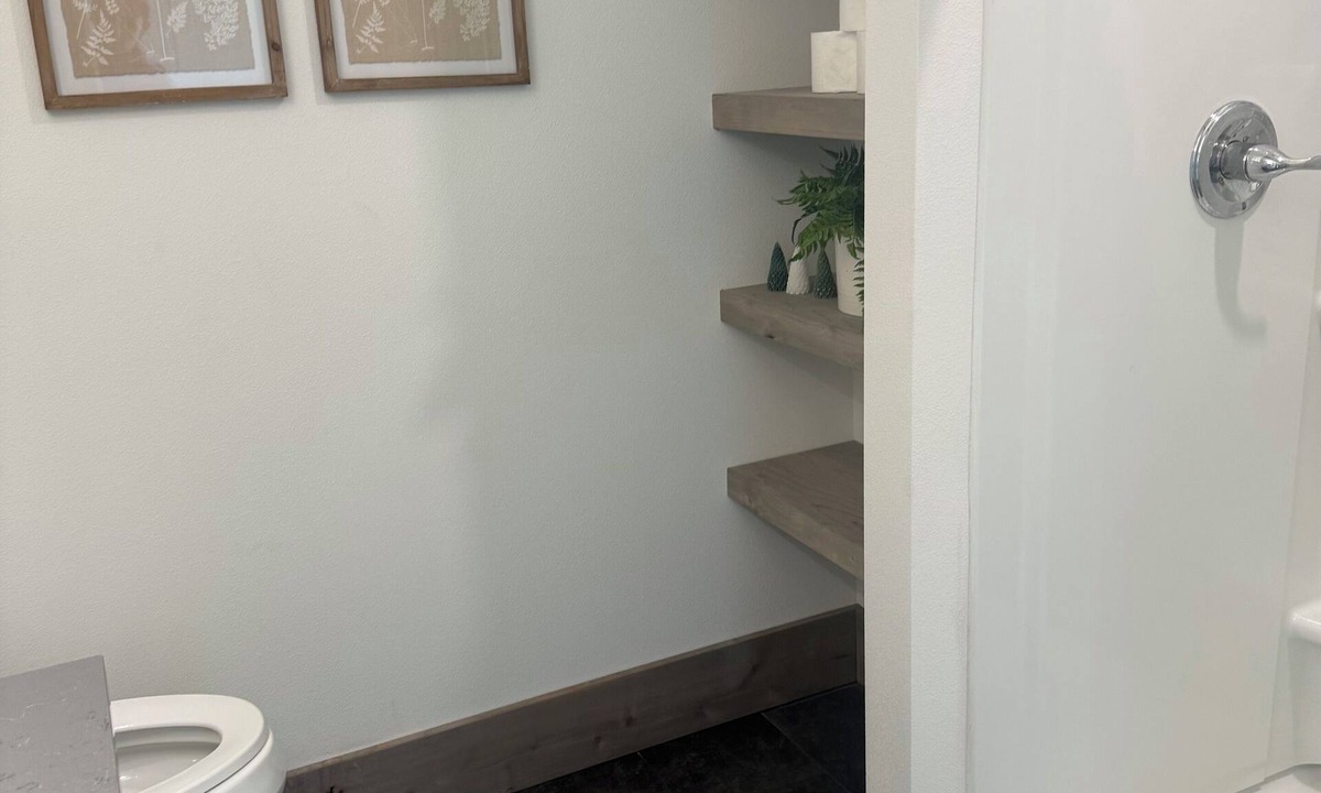 Woodland Apartment | Soothing 1-bedroom apartment with AC in charming Woodland