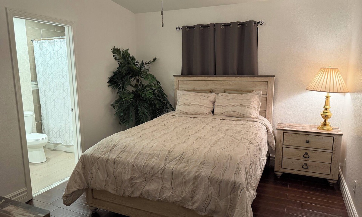 Merced House | Soothing 3-bedroom house with AC in charming Merced