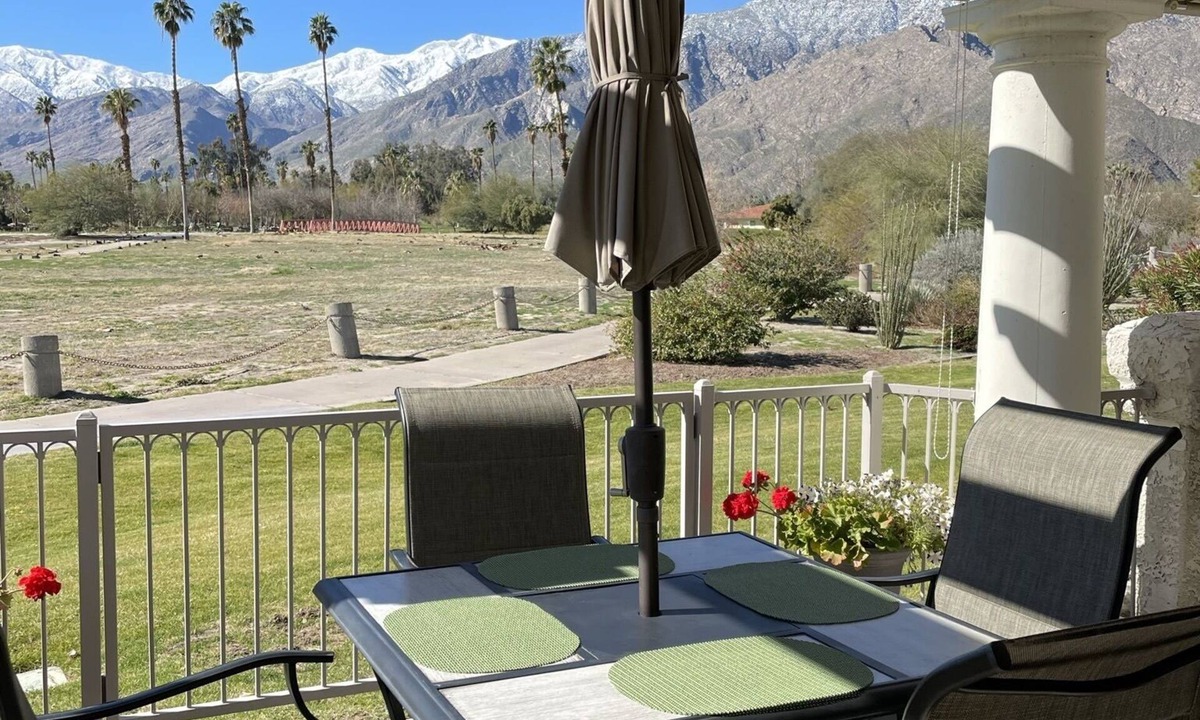 Palm Springs Condo | South Palm Springs Condo - Fantastic Mountain Views!