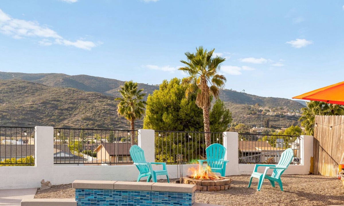 Poway House | Southwest Oasis Pool, Fire Pit, Views & Family Fun