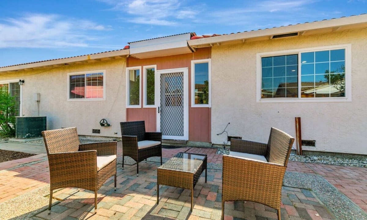 East San Jose House | Spacious 5BR Retreat in San Jose