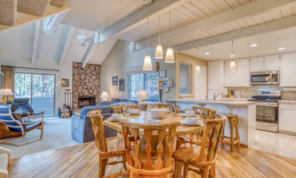 Tennis Village House | Spacious Updated Modern Condo Near Lodge, SHARC Passes! Tennis Village 44