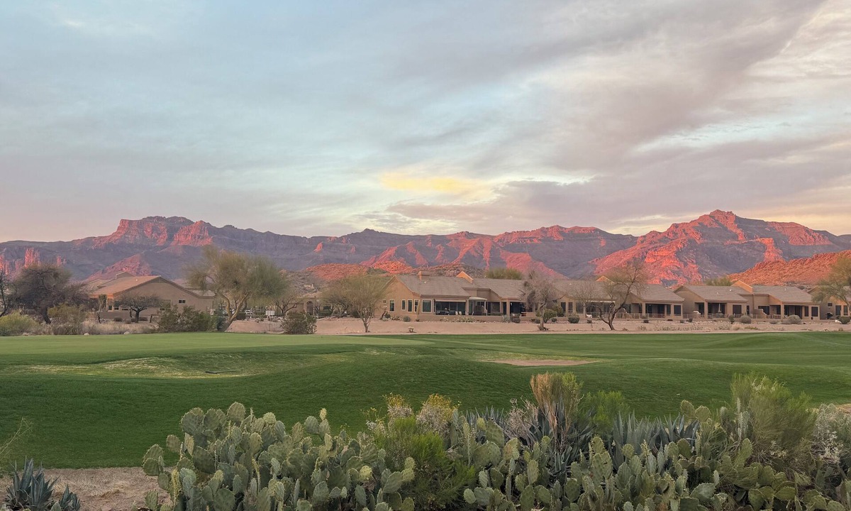 Gold Canyon House | Spectacular views: 3-bedroom house. Gold Canyon 55+. Golf close. Pool access