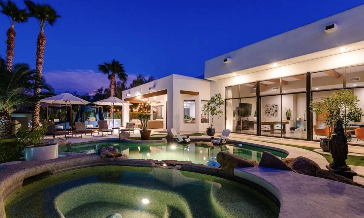 North Scottsdale Villa | Spectacular Villa w/Pool & Hot Tub, Golf Simulator, Minutes from Golf and Shops