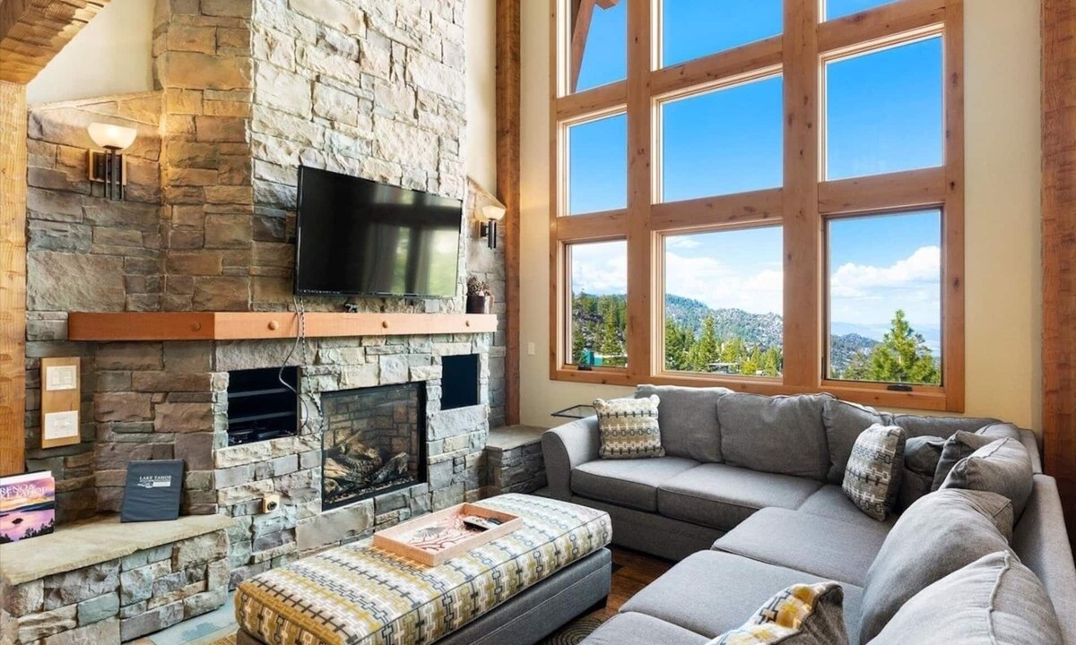 Tahoe Village House | Stage Coach Run 5 Bedroom Home by RedAwning