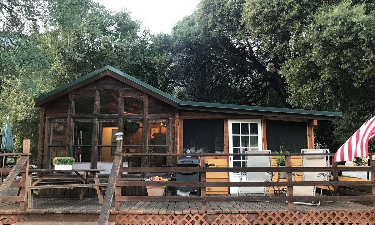 Three Rivers Cabin | Stargazer Chalet, Two Bedroom Cabin with Wifi