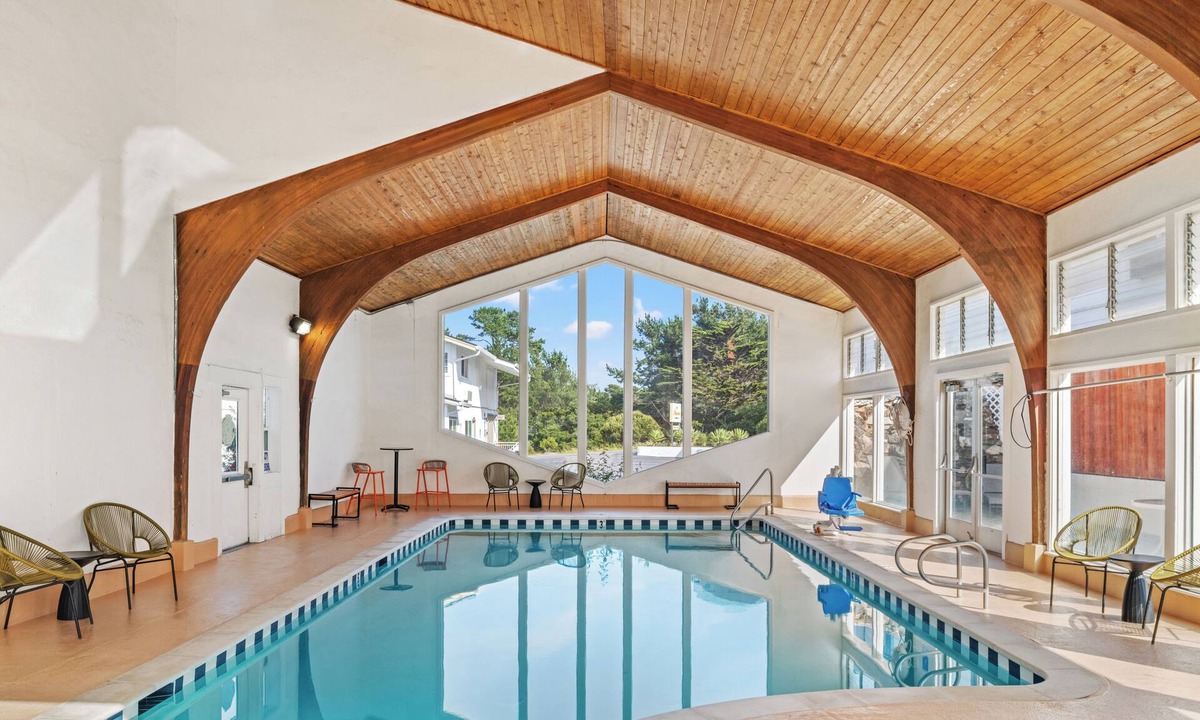 Munras Avenue Hotel | Stargazer Hotel