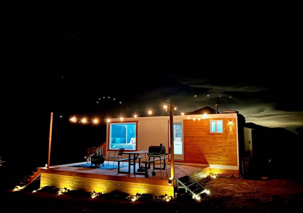 Meadview House | Starwalk Luxury Off Grid Sky Walk by Grand Canyon