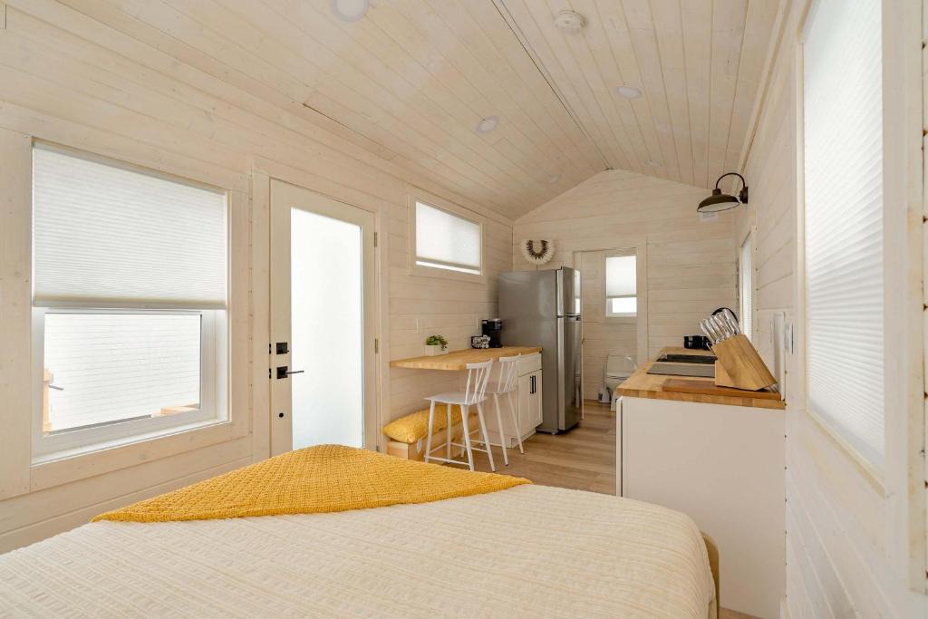 Alberta Arts District Apartment | Stay Portland - The Tiny Oasis Steps to Local Coffee & Restaurants